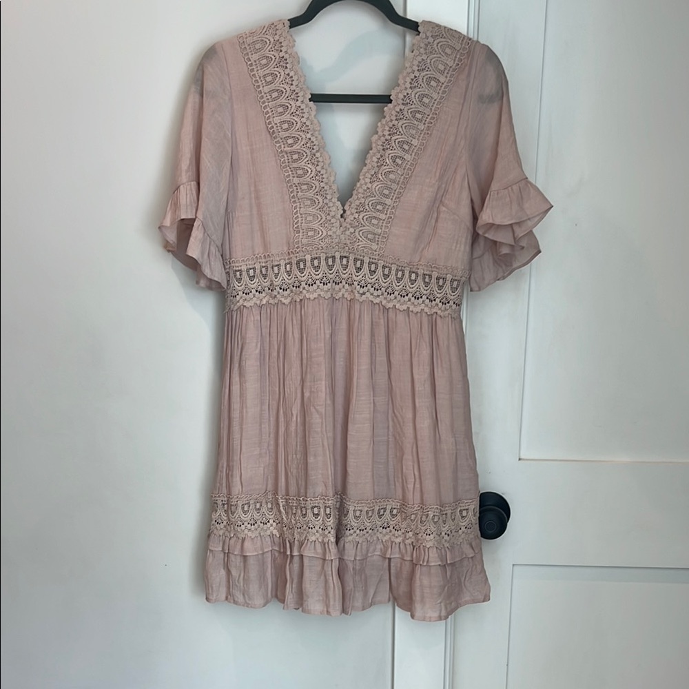 Elegant Pink Lace Trim Dress